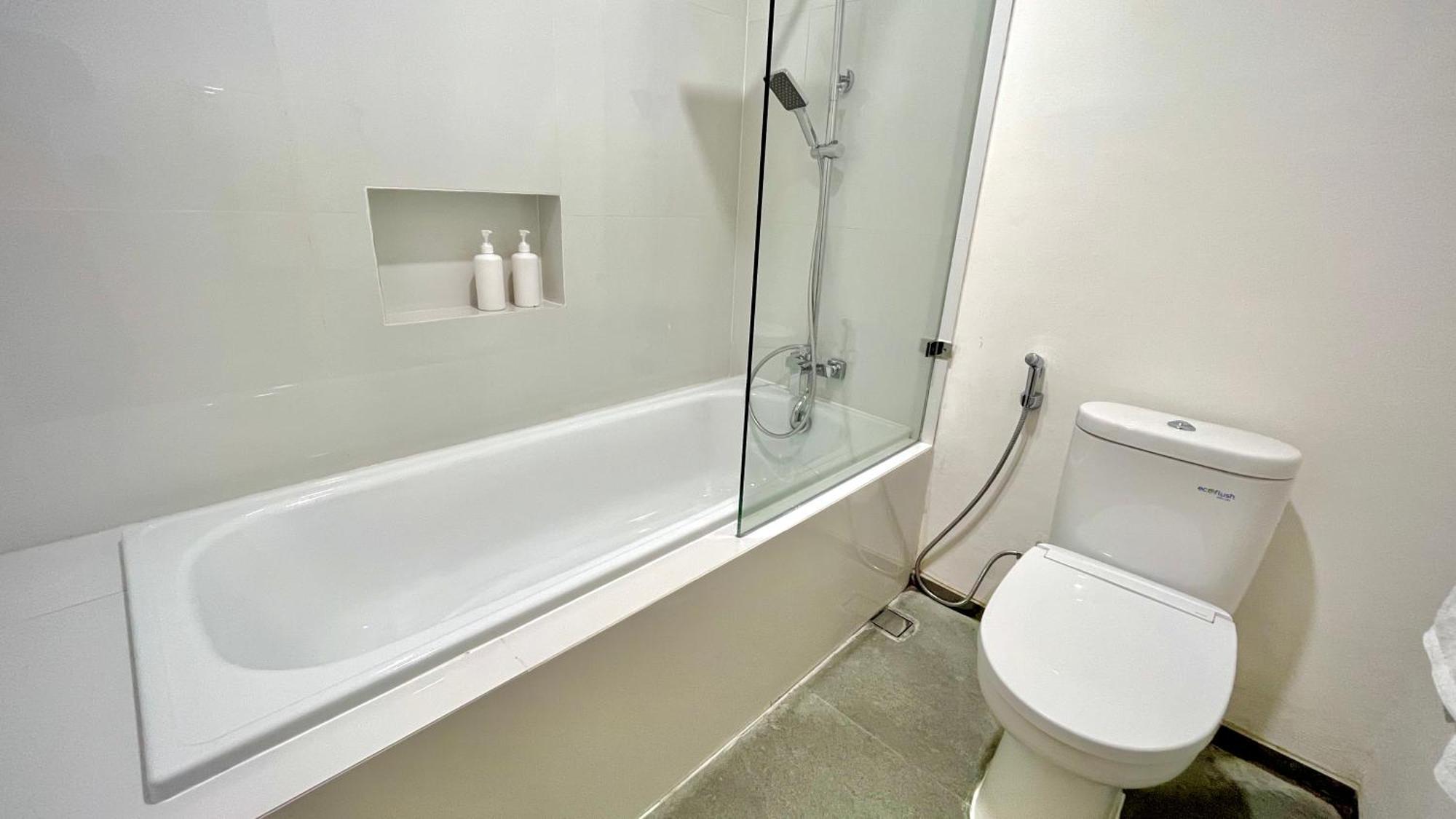 Jambuluwuk Residence Blok M Jakarta Extérieur photo